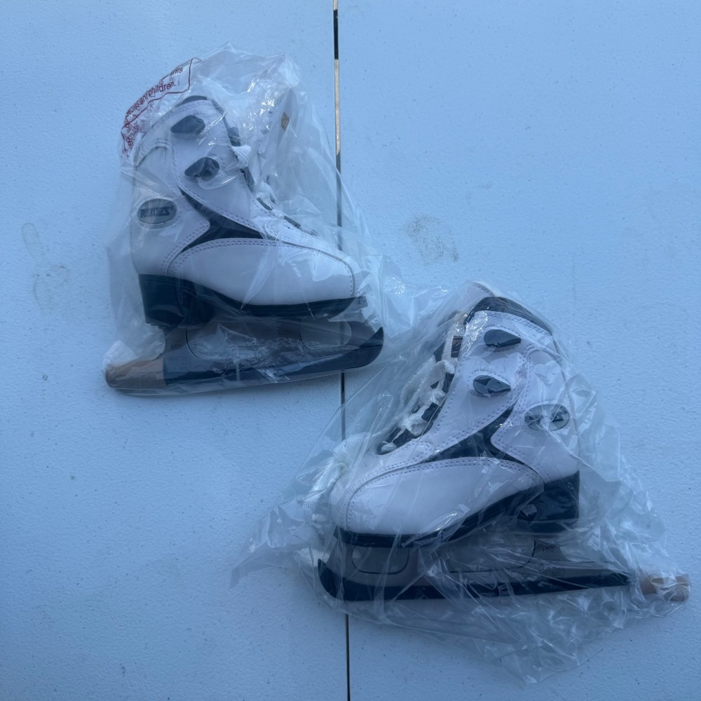 Roces RFG 1 Girls Ice Skates White Black Size US 11JR EU 27 Figure Skates NEW